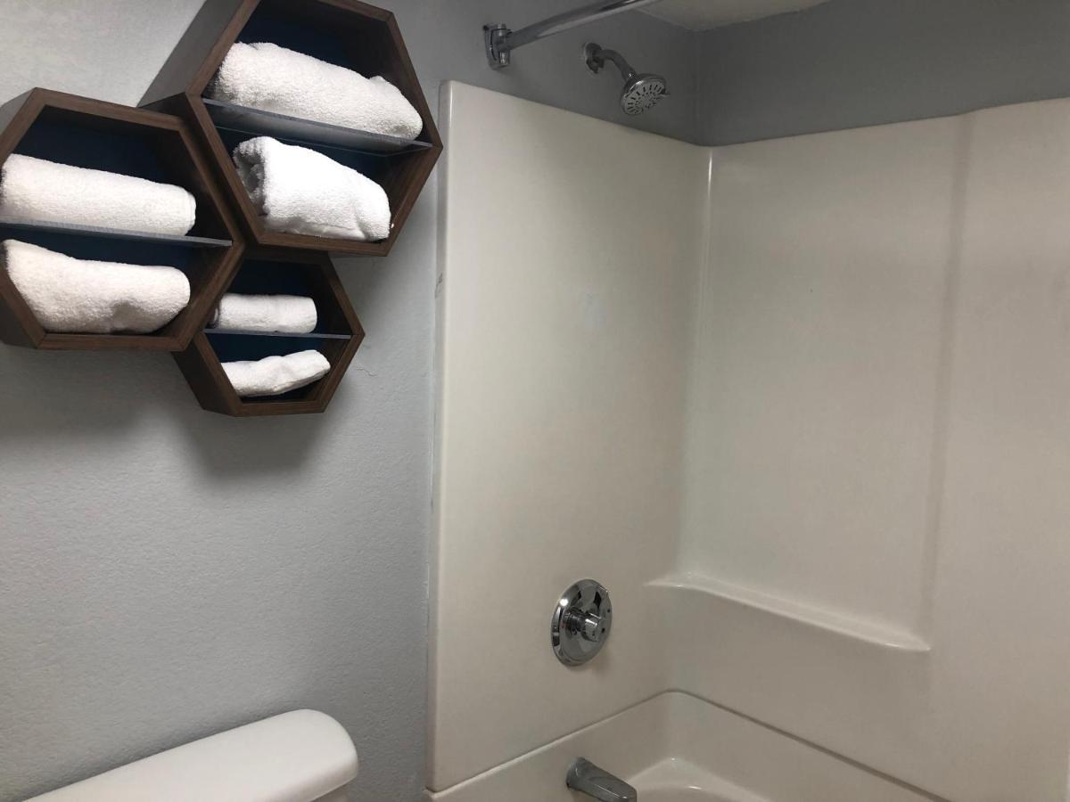 Days Inn By Wyndham Indianapolis South Esterno foto