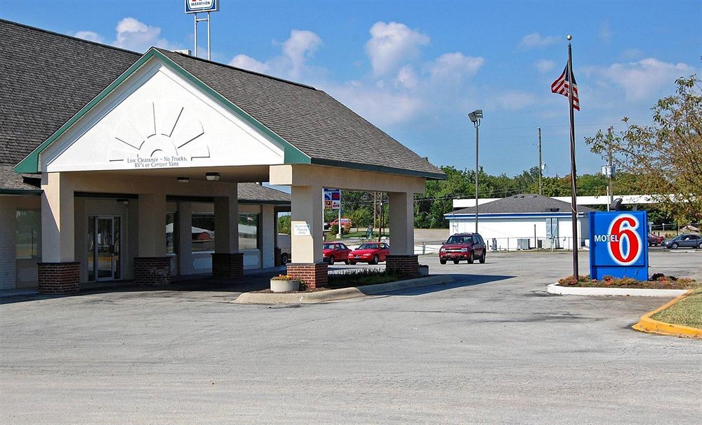 Days Inn By Wyndham Indianapolis South Esterno foto